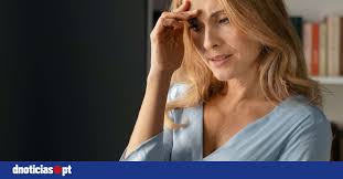 Mulheres com sintomas pré-menstruais com maior risco de problemas cardíacos  — DNOTICIAS.PT