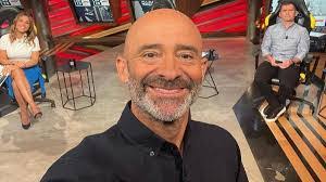 Antonio Lobato's Instagram, Twitter & Facebook