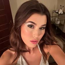 Alexa Thompson (@itsalithompson) • Threads, Say more