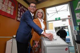 Daniel andrews is the premier of victoria. Dan And Cath Andrews Vote Abc News Australian Broadcasting Corporation