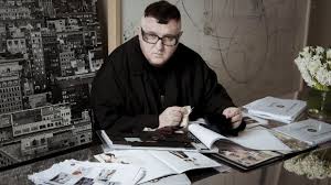 Israeli fashion designer alber elbaz, best known for being at the helm of lanvin from 2001 to 2015, has died at the age of 59, luxury conglomerate richemont said. The Webster Chef Wechselt Nach Paris Ceo Fur Das Start Up Von Alber Elbaz