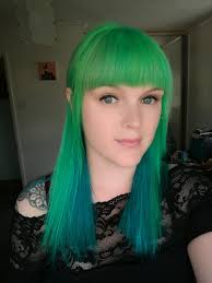 These shades can be mixed too meaning the possibilities are endless. Green To The Max Directions Hair Dye Hairdye