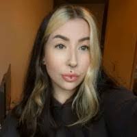 Holly Pitcher's Instagram, Twitter & Facebook