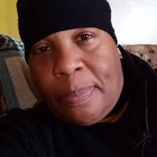 It's officially a Chicago South Side Summer, with your guide Richoffimpact!  😎 Today, let's explore the beautiful Bronzeville neighborhood together.  Stay tuned to see where he goes next in our summer-long series!