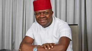 Two of the anambra governorship aspirants of the peoples democratic party, pdp, emeka etiaba and dr. 2ngls9sfuy2egm