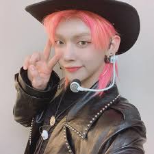 TXT but make it girl edition 💅😂 So tell me… who's the prettiest girl for  you? 👀 For me… it's *Yeonjooina* 😍🤣