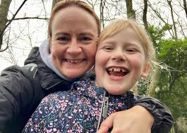 Getting our steps in before Christmas Dinner part 2! 🍽️ 😋 If you're based  in North East Lincs I'd definitely recommend the website I used. I hate  walking the same old routes