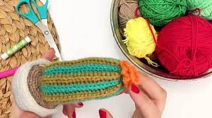 Yilbasi Hediyesi Amigurumi Kaktus Yapimi Amigurumi Tig Isleri Kaktus