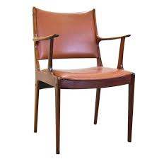 Mid Century Dining Chairs Johannes Andersen S 8 Mid Century Dining Chairs Dining Chairs Chair