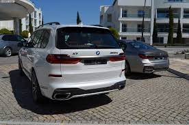 There are a lot of. Seite An Seite Bmw M760li Facelift Trifft Bmw X7 M50d