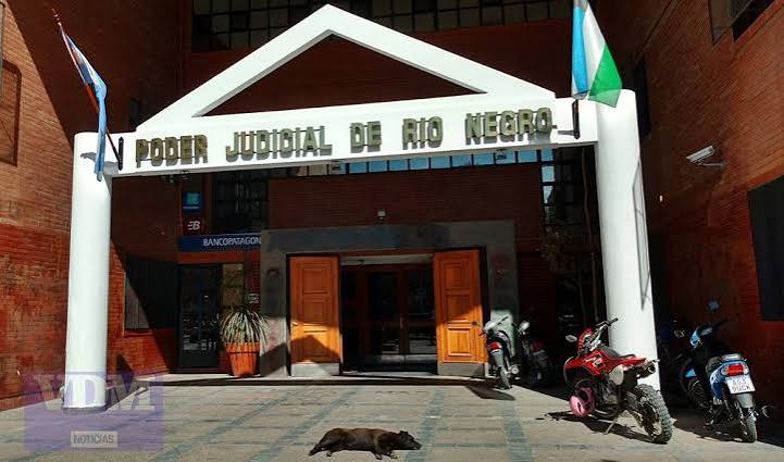 Conflicto de poderes en Allen: declaran nula la suspensión del intendente