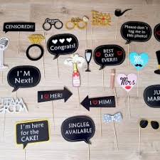 Der fotoautomat für hochzeit, partys & events. Fotobox Accessoires Die Top 15 Requisiten Zur Hochzeit