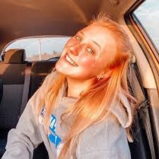 Hannah Yoder's Instagram, Twitter & Facebook