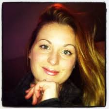 Laura Chmiel (@LauraChmiel825)