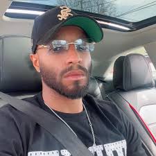 HAPPY HUMP DAY 🙃😂🙃 . . . #growth #love #motivation #success #mindset