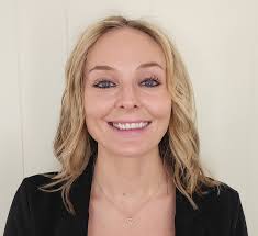 Request for professional headshot edit?