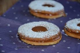 Sables Au Caramel Beurre Sale De Sabrina Meilleur Patissier Sur M6 Le Sucre Sale D Oumsouhaib Patissiere Dessert Biscuits Au Caramel