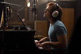 A musical number from the film, (i'm gonna) love me again picked up best original song as both the oscars and golden globes ceremonies in 2020. Elton John Film Rocketman Sex Drugs Und Glamour