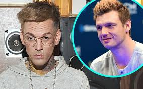 Thành viên Backstreet Boys bị em trai tố là kẻ cơ hội