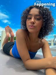 Naomidaze Toy Fun - The Hidden Pleasures Revealed