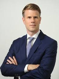 Deutsche bank careers provide flexible opportunities for the individuals to grow and prosper. Growing My Asia Banking Career From China Ceibs