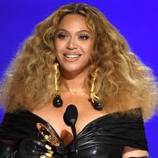 59 806 245 · обсуждают: Beyonce Has Now Won The Most Awards Of Any Female Artist In Grammy History Essence