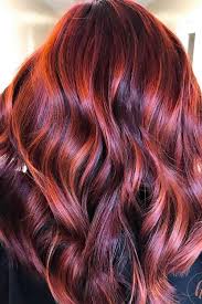 In cases of severe malnutrition, normally dark human hair may turn red или blonde. The Most Popular Shades Of Dark Red Hair For Distinctive Looks