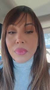 Brenda Hare's Instagram, Twitter & Facebook