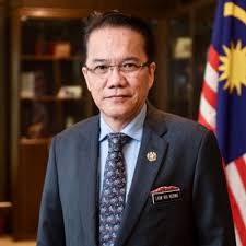 Tanjung piai mp datuk dr md farid md rafik (pic) has passed away in pontian hospital due to a heart attack at around 6am on in the last general election, dr md farid, who is a medical doctor, beat mca's datuk wee jeck seng and pas' nordin othman with a majority of 524. Liew Vui Keong Pa Twitter My Colleague Yb Dato Wira Dr Md Farid Md Rafik Deputy Minister In The Pm S Department Has Left Us This Morning To The Family Officers Of Ybtm Pls