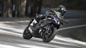 This is the first leak photo of yamaha yzf r7 autobala. Neue Supersport Maschine Die Yamaha R7 Mit 73 4 Ps