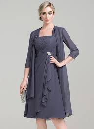 Une fois sur place, il n'y en a finalement que 3 et en fait de grande taille c'est du 46 ! Robe Mere De La Mariee Grande Taille Jj S House