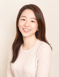 Hayeon Lee's Instagram, Twitter & Facebook