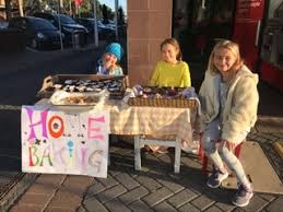 Ema, Hazel &amp; Tilly ... the muddy bakers!