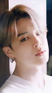 Loyalty to a K-pop artist despite conditional love