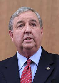 Kamala Harris holds lead in attorney general race