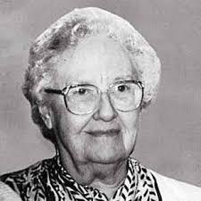 Diane Claussen's Instagram, Twitter & Facebook