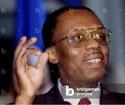 Image of Exiled Haitian President Jean-Bertrand Aristide addresses the  Organization of American