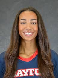 Alia Williams's Instagram, Twitter & Facebook