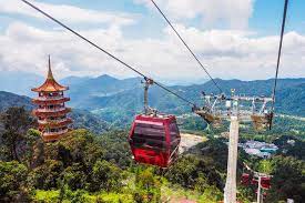 The cable car starts from awana station and ends in skyavenue station in genting highlands. Genting Highlands Tagesausflug Ab Kuala Lumpur Mit Seilbahn 2021 Tiefpreisgarantie