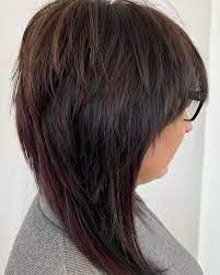 Laetitia guenaou punta su tagli capelli ricci stile pixie shaggy con . Tagli Capelli Lunghi Scalati A Punta Dietro Idea Interessante Per Donne