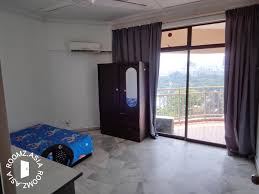 Luxurious, modern and spacious villa with 5 bedrooms, large cancellation policies have been adjusted in most of our villas. Middle Room For Rent At Indah Villa Condo With Private Bathroom Roomz Asia