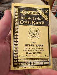 Sobre de bolsillo para alcancía con monedas de diez centavos del Irving  Bank of Chicago, década de 1940