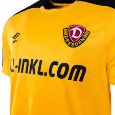 Jetzt kaufen und teil des teams werden! Umbro Herren Spielertrikot 2021 22 Home Jersey Gelb Sg Dynamo Dresden Fanshop