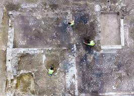 Rome, large imperial Roman villa discovered after report of illegal  excavation