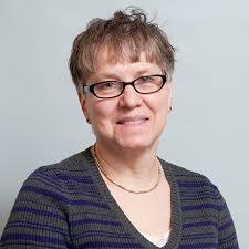 Laura Sumner's Instagram, Twitter & Facebook