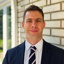 Ira Steele's Instagram, Twitter & Facebook