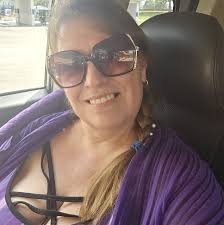 Who did Taylor Swift speak to about changing her prophecy?