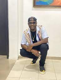 Ceo omw x rm davido | twuko. Davido S Crew Member Obama Dmw Accused Of Sleeping With A Lady Without Paying Cfatmusic Blog