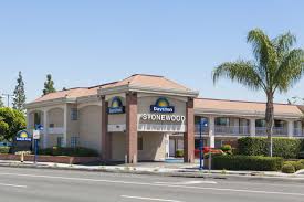 3 bedroom apartments in downey ca. Days Inn By Wyndham Downey Downey Ca Hotels