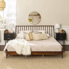 As i mentioned up top, the spindle is an adjustable bed, but unlike others you might've seen on the market. King Mid Century Modern Solid Wood Spindle Platform Bed Walnut Pier 1